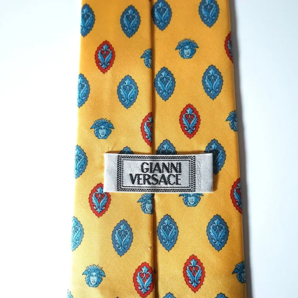 Gianni Versace Vintage Neck Tie Yellow Gold Medallion Logo Pattern